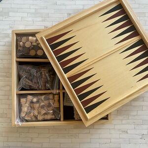 Wooden games. Chess, checkers.